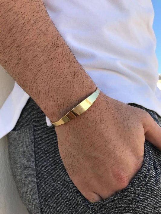 The Apex Minimalist Men's Cuff