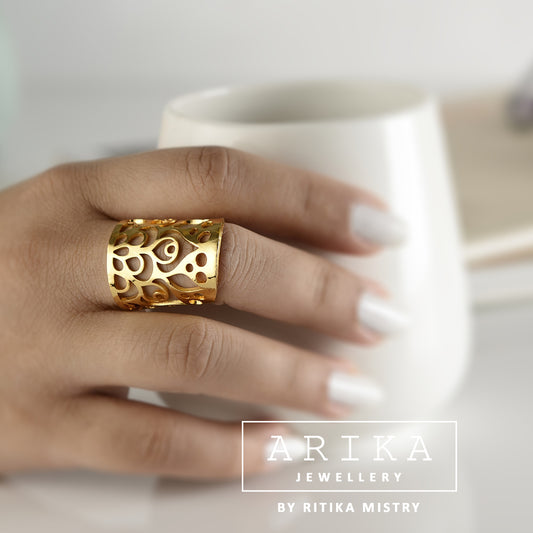 The Celestia Filigree Grid Ring